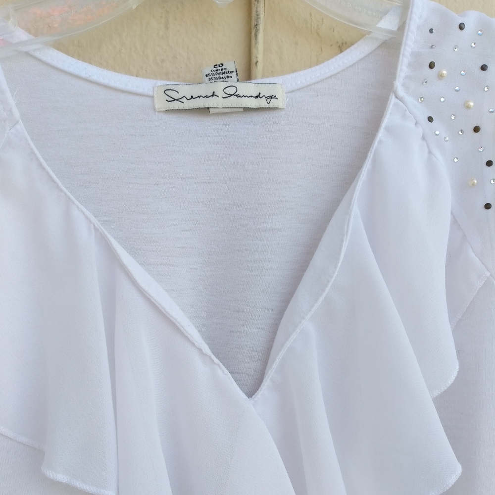 Classy white shirt - Picture 2 of 5